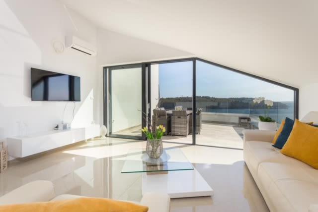 Luxury Apartment Anto With Sea View And Balcony Banjole Esterno foto