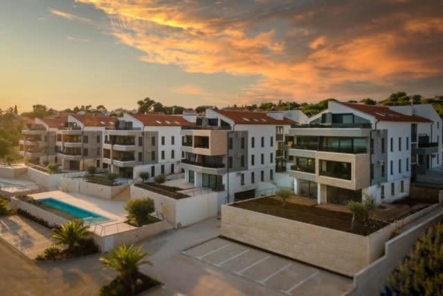 Luxury Apartment Anto With Sea View And Balcony Banjole Esterno foto